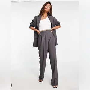 NWOT menswear inspired trouser pants in charcoal